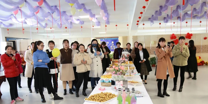 致敬冰球突破mg正规官网女神：愿您所期皆所念，所念皆如愿！